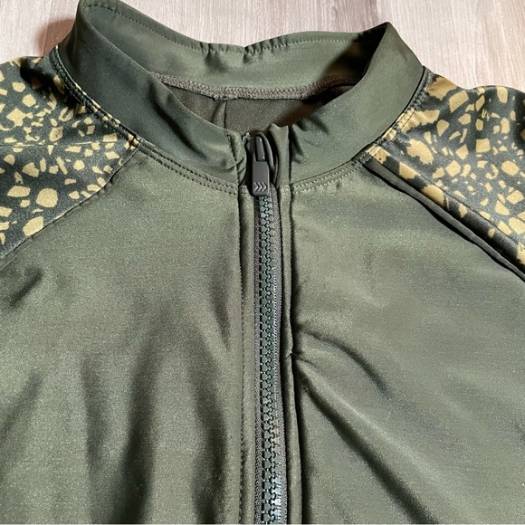 All In Motion Long Sleeve Swimsuit L - Picture 3 of 8